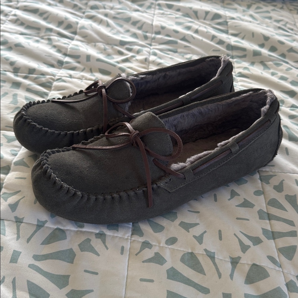 UGG Olsen Moc Toe Suede Luxury Slippers Mens 13